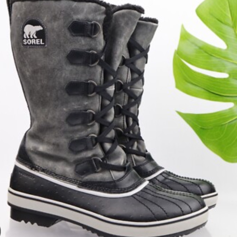 Sorel Waterproof Charcoal and Black Lace-Up Boots